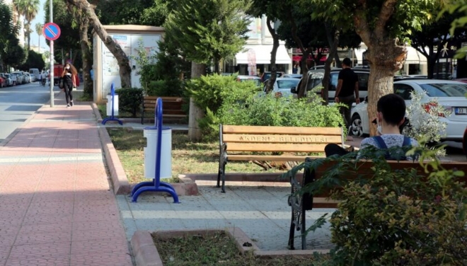 Akdeniz Belediyesi, kentin simge mekanlarndan biri olan amlbel Aklar Parknda yenileme almas balatt.